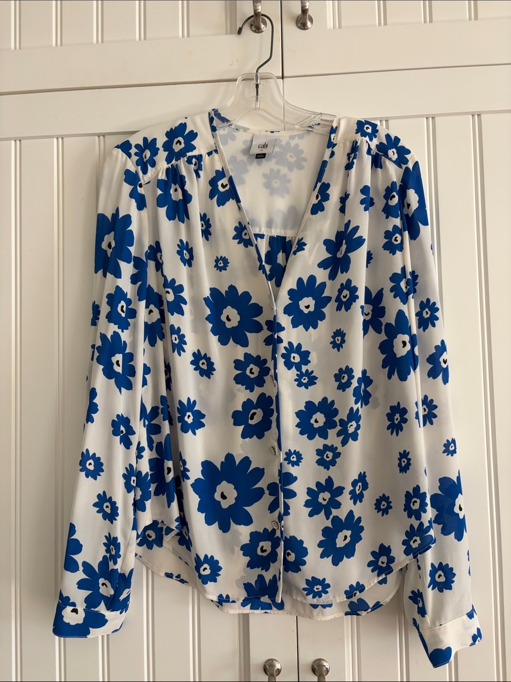 Cabi Blue Floral Button-Front Long-Sleeve Blouse